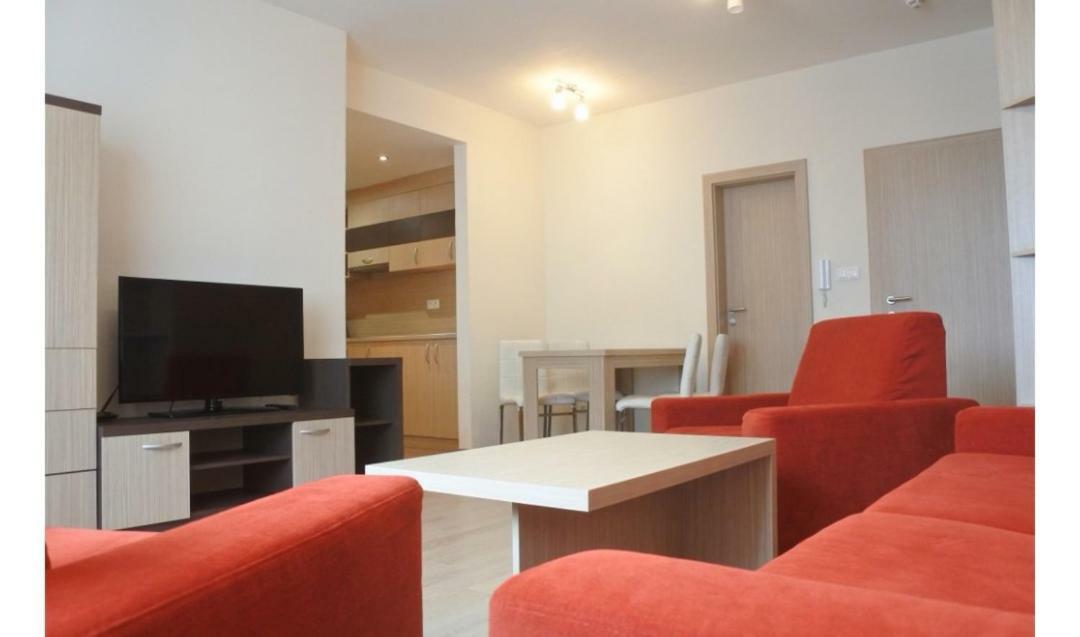 Apartman V Starej Lesnej S Balkonom Стара Лесна Екстер'єр фото